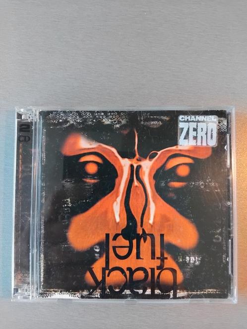 2 CD. Canal Zero. Carburant noir. (Édition limitée)., CD & DVD, CD | Hardrock & Metal, Utilisé, Enlèvement ou Envoi