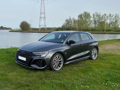 Audi RS3 Sportback in perfecte staat, Auto's, Audi, Particulier, RS3, 4x4, ABS, Adaptieve lichten, Airbags, Airconditioning, Apple Carplay
