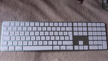 Apple Magic Keyboard mit Touch ID (qwerty)