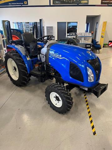 New Holland Boomer compact trekker 