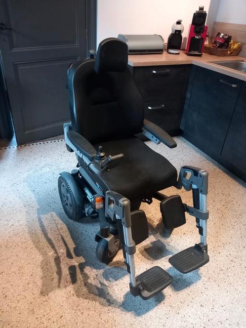 chaise roulante électrique de marque Sango, marque reconnu,, Divers, Chaises roulantes, Comme neuf, Enlèvement ou Envoi