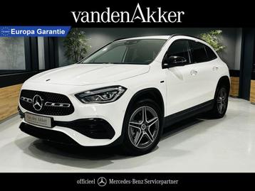 Mercedes-Benz GLA 250 e AMG // Nightpakket // Keyless Entry 