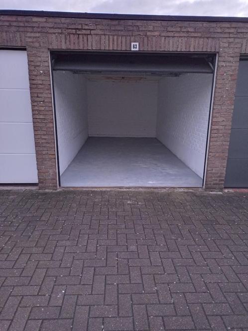 EDEGEM : droge & afgesloten GarageBOX, Immo, Garages & Places de parking, Province d'Anvers