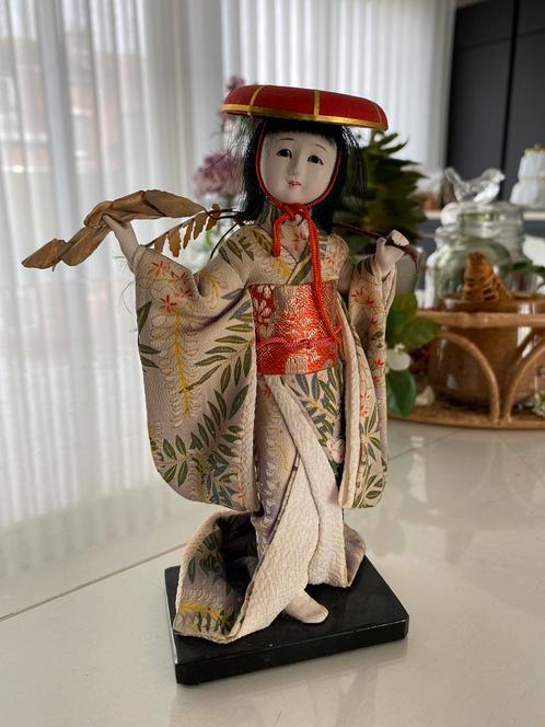 Japanse Geisha in prachtige Kimono jaren ‘50, Verzamelen, Poppen, Zo goed als nieuw, Pop, Ophalen of Verzenden