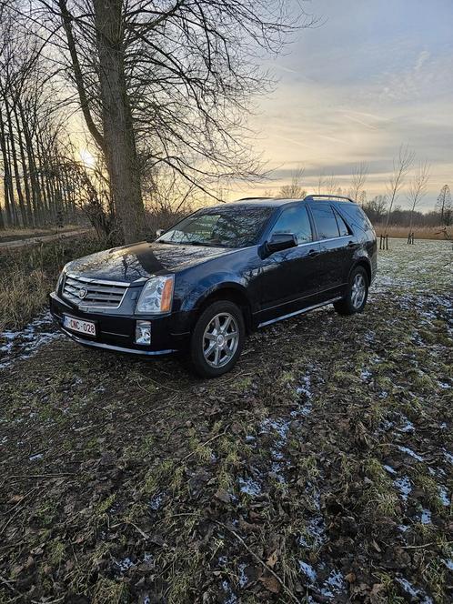 Cadillac srx benzine. Gekeurd voor verkoop!!, Autos, Cadillac, Particulier, SRX, Essence, Euro 4, Beige, Beige, Enlèvement