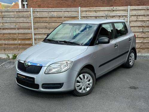 SKODA FABIA 1.2i GARANTIE/AIRCO/ELEK RUITEN, Autos, Skoda, Entreprise, Achat, Fabia, ABS, Airbags, Air conditionné, Verrouillage central