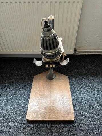 DoKa vergroters en dia projector