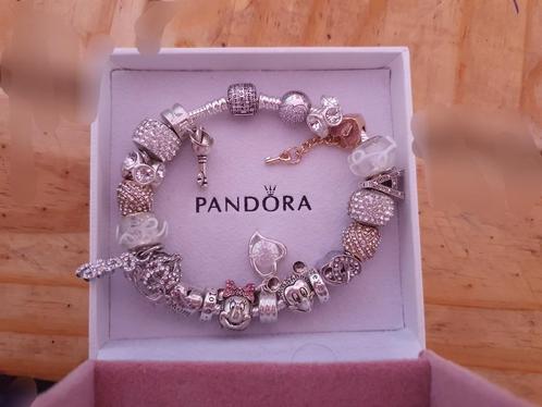 Bracelet Pandora Mickey, Bijoux, Sacs & Beauté, Bracelets à breloques, Neuf, Pandora, Argent, 1 bracelet à breloques, Avec strass