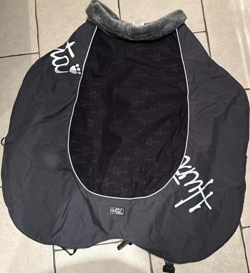 Hurtta Winterjacket zwart size 70