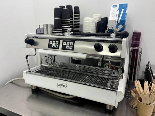 Machine à café professionnelle, Electroménager, Cafetières, Comme neuf, Café moulu, Autres types, Combiné, 10 tasses ou plus, Enlèvement