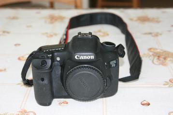 Canon 7D met batterijgrip BG-E7 + snuittas