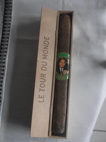 Gros cigare Jacques Chirac dans sa boîte en bois