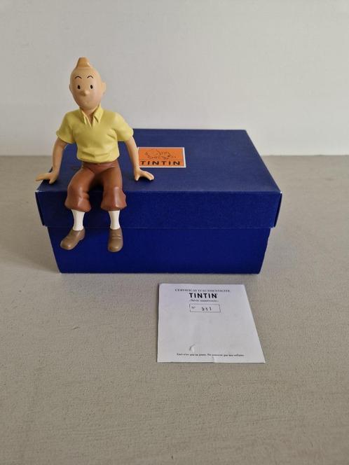 Kuifje / Tintin zittend op de tombe, Moulinsart, Collections, Personnages de BD, Neuf, Statue ou Figurine, Tintin, Enlèvement ou Envoi