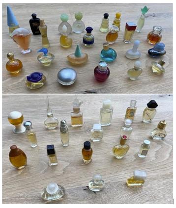 Divers flacons miniatures vintage de parfum pour femme