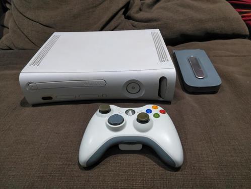 Xbox360 met alle kabels en 6 call of duty spellen (getest), Games en Spelcomputers, Spelcomputers | Xbox 360, Gebruikt, 20 GB