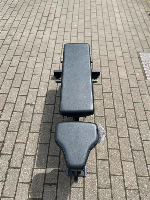 Banc de musculation hammer strenght, Sports & Fitness, Équipement de fitness, Comme neuf, Haltère