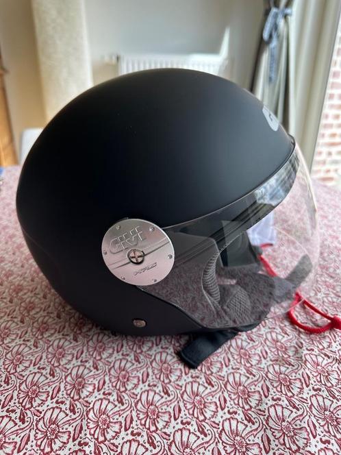 Motorhelm Givi 10.7 Mini J mat zwart maat L (60), Motos, Vêtements | Casques de moto, Casque jet, L, Autres marques, Neuf, sans ticket