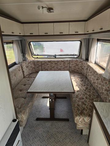 Caravan met papieren Badkamer wc camping stacaravan werfkeet