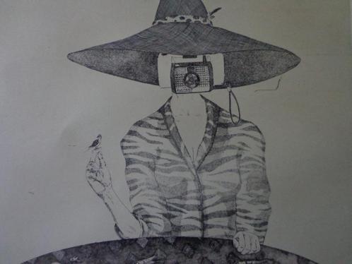 surrealistische ets Vrouw met hoofd van Polaroid camera, Antiek en Kunst, Kunst | Etsen en Gravures, Ophalen of Verzenden