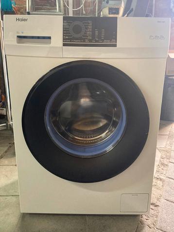 Machine à laver compacte : Haier Hw60 14829