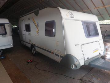 Tk knaus type 500, met stapelbed. Bj 2000.6 persoon.