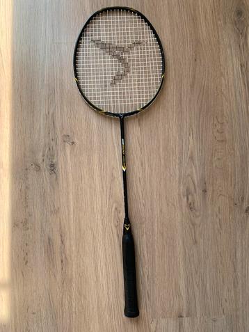 BADMINTONRACKET Perfly Te Koop