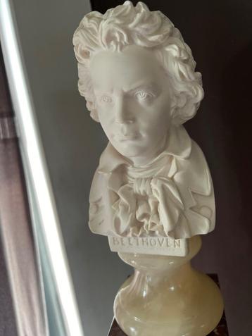 Beethoven borstbeeld NIEUW onyx/pleister beschermd.