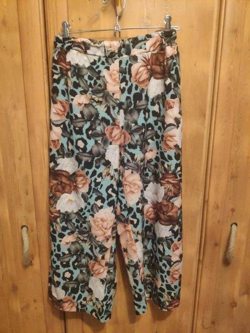 Pantalon ample à imprimé léopard et fleurs Terra di Siena TU, Vêtements | Femmes, Culottes & Pantalons, Comme neuf, Enlèvement ou Envoi