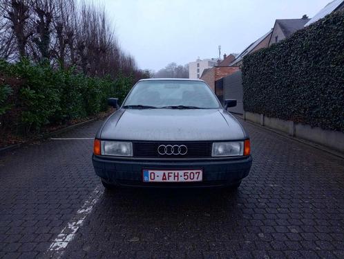 Audi 80 1.8 1988, Autos, Audi, Particulier, Bluetooth, Radio, Essence, 5 portes, Boîte manuelle, Brun, Gris, Tissu, Traction avant