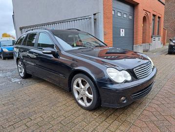 Mercedes C200 break  diesel 2007 275000km prix 