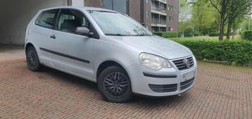 V.W POLO 1.4i / FACE LIFT/ AIRCO/ CAR-PASS / 1 HAND / CT