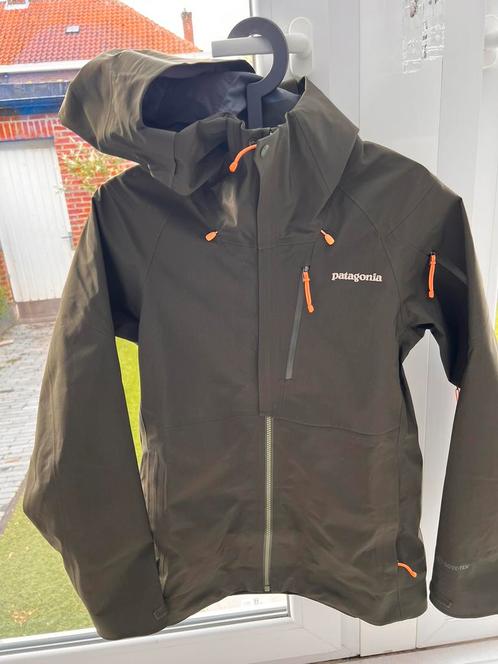 Patagonia untracked jacket. Nog nooit gedragen. 3 lagen gtx, Vêtements | Femmes, Vêtements de sports d'hiver, Neuf, Blouson, Taille 36 (S)