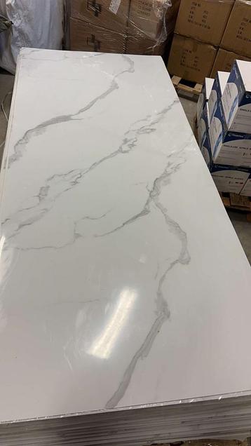 Panneaux muraux en marbre 260cm x 120cm