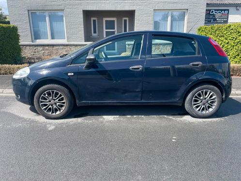 Fiat Punto 1.2ess VC ve contrôle technique ok, Autos, Fiat, Entreprise, Punto, ABS, Bluetooth, Ordinateur de bord, Rétroviseurs électriques