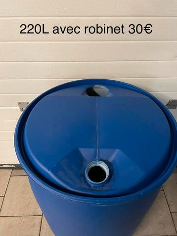 Récupérateur d’eau de pluie 220L robinet raccord gardena 30€