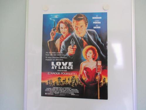 Affiche du film Love at Large, Collections, Posters & Affiches, Comme neuf, Cinéma et TV, A1 jusqu'à A3, Rectangulaire vertical