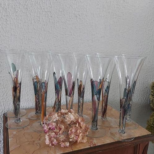 11 verres à champagne vintage en forme de tulipe, Antiquités & Art, Antiquités | Verre & Cristal, Enlèvement ou Envoi