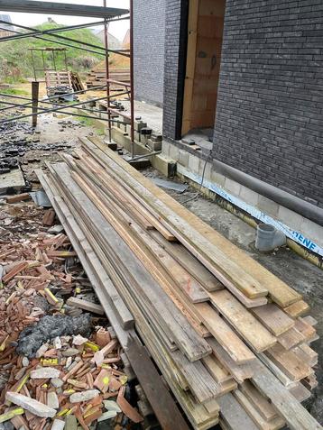 Valizeplanken - geschaafd hout - droge opslag +300lm