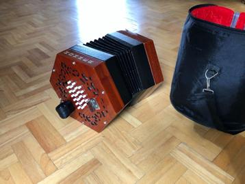 concertina Hohner 48 touches