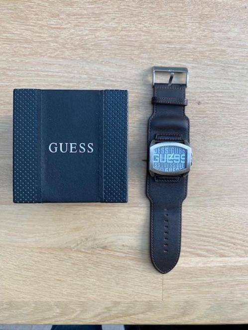 Montre Guess, Bijoux, Sacs & Beauté, Montres | Femmes, Comme neuf, Montre-bracelet, Guess, Acier, Cuir, Enlèvement ou Envoi