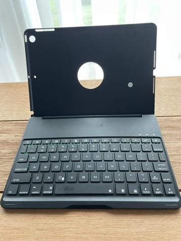 iPad GEN6 Keyboard case