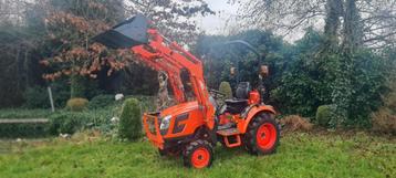 Kioti CK 2810 HST met frontlader 