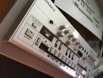 Roland TB-03 synthesizer