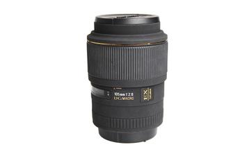 Sigma (Canon) 105mm F2.8 EX DG macrolens met 1 jaar garantie