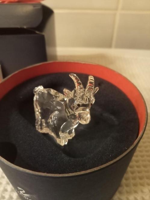 Vintage -Swarovski chèvre en cristal, Antiquités & Art, Antiquités | Verre & Cristal, Enlèvement ou Envoi
