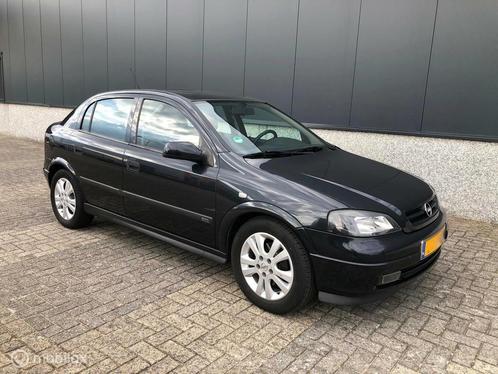 Opel Astra G 2.0-16V Sport 1e EIGENAAR NAP APK, Autos, Opel, Entreprise, Achat, Astra, Peinture métallisée, Essence, Euro 2, Hatchback