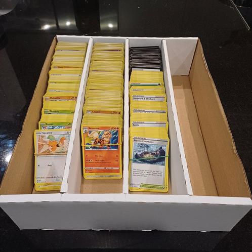Pokémonkaarten bulk (2220 stuks) te koop per pakjes of samen, Hobby en Vrije tijd, Verzamelkaartspellen | Pokémon, Zo goed als nieuw