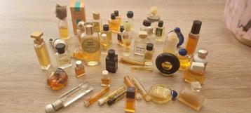 Très beau lot de miniatures parfum vintage de collection