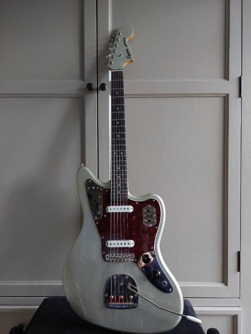 Fender Squier  Classic vibe Jaguar Silver sparkle, Musique & Instruments, Instruments à corde | Guitares | Électriques, Comme neuf