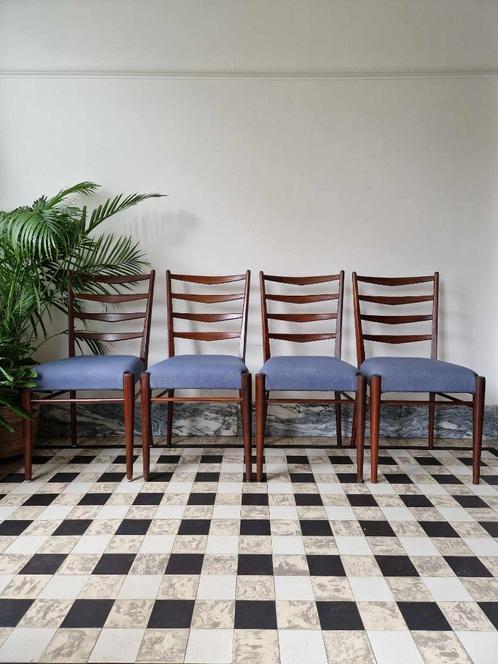 Vintage midcentury stoelen / Pastoe stoelen retro, Maison & Meubles, Chaises, Comme neuf, Quatre, Bois, Tissus, Bleu, Enlèvement
